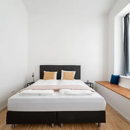 Family 2Br Oasis Steps From City By Hm Wien Exterior foto