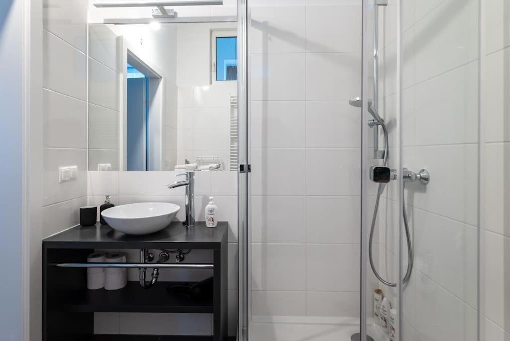 Apartment Family 2br Oasis Steps From By Hm Wien