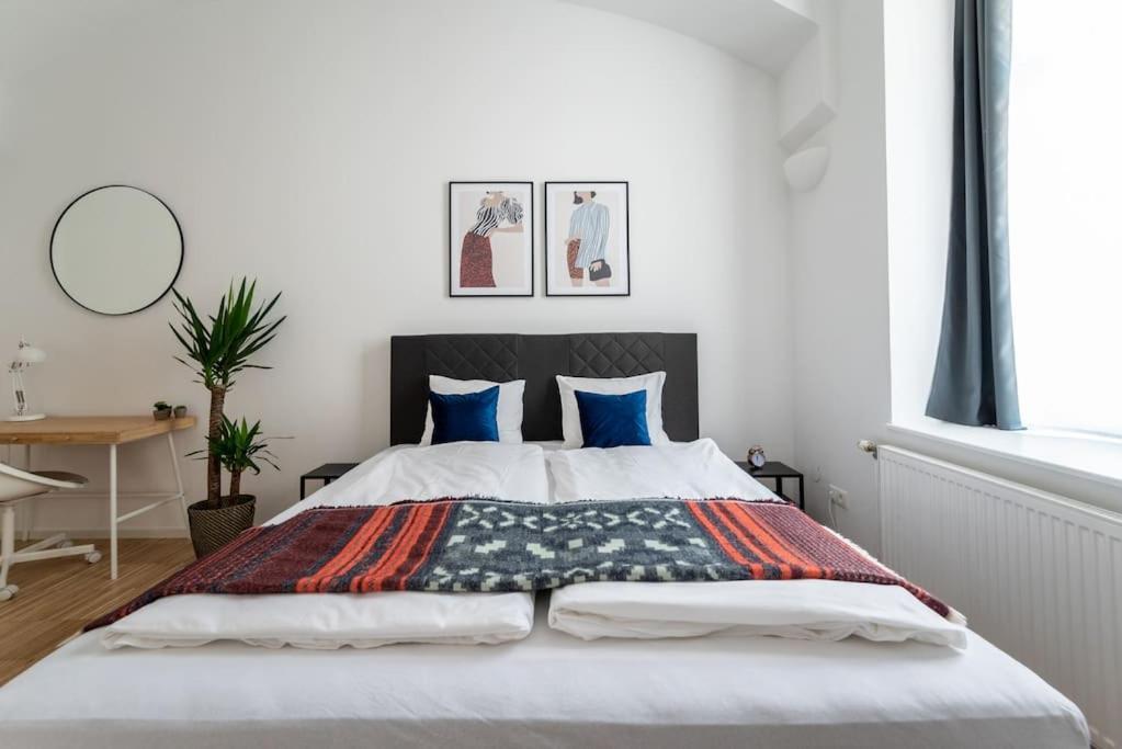 Family 2br Oasis Steps From By Hm * Wien
