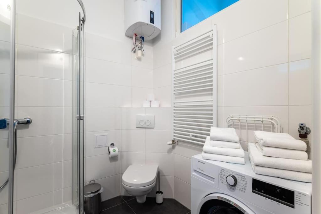 Family 2br Oasis Steps From By Hm Wien